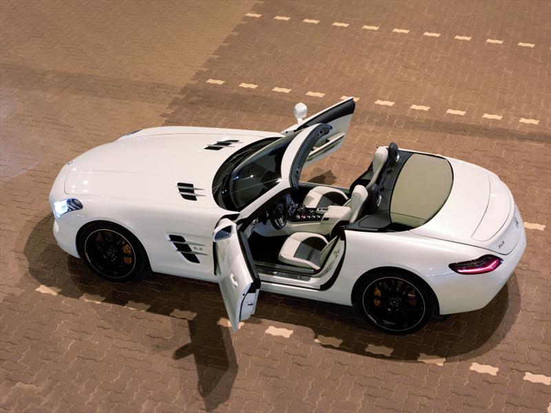Mercedes-Benz SLS 63 AMG Roadster 2012