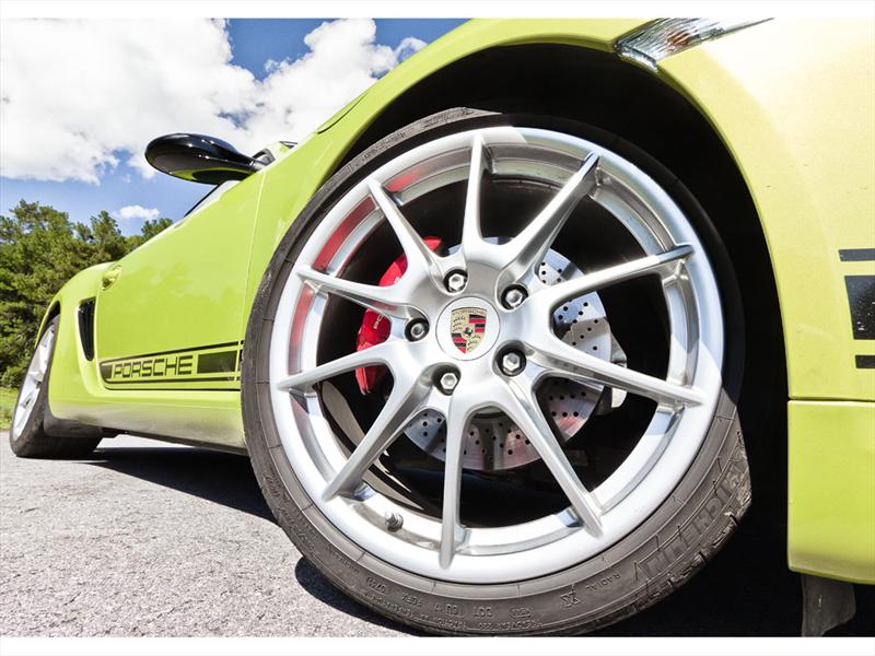 Porsche Cayman R prueba