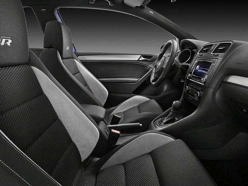 Volkswagen Golf  R20 2010