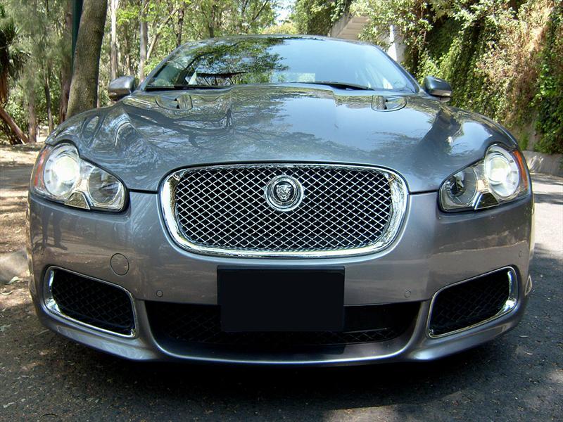 Jaguar XFR 2010
