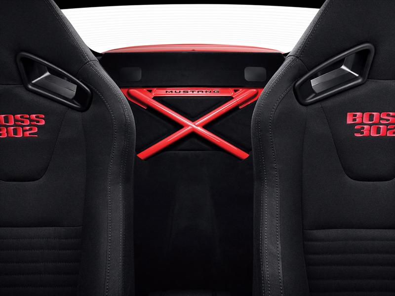 Ford Mustang Boss 302 2012 Laguna Seca