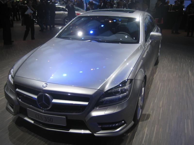 Mercedes Benz CLS 2011 en París 2010