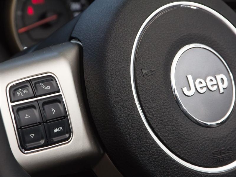 Grand Cherokee Overland 4x4 V8 HEMI 2011