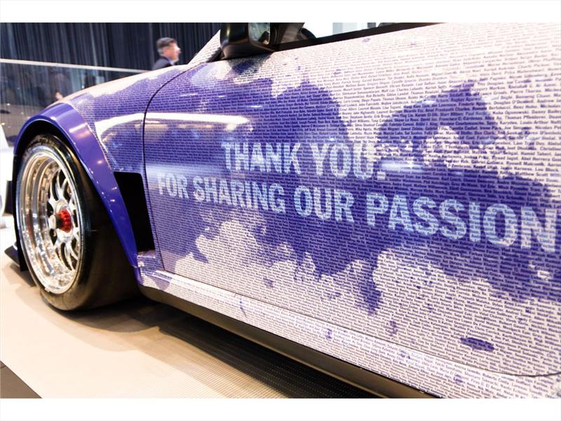 Porsche 911 GT3 R Hybrid Facebook NY