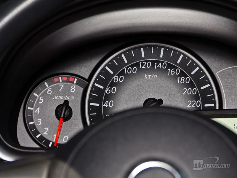 Nissan March 2011 prueba