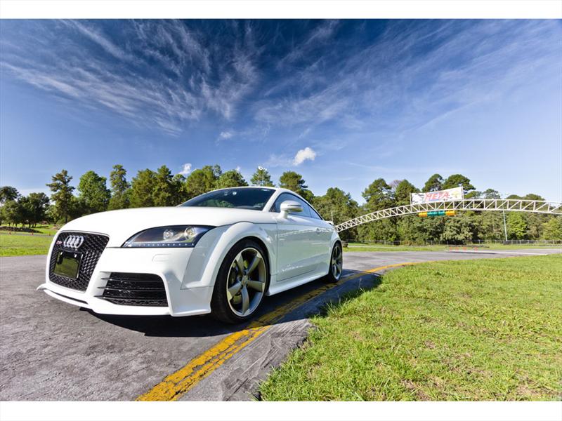 Comparativa coupés deportivos 2012