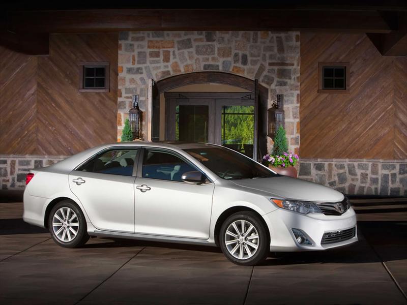 Toyota Camry 2012