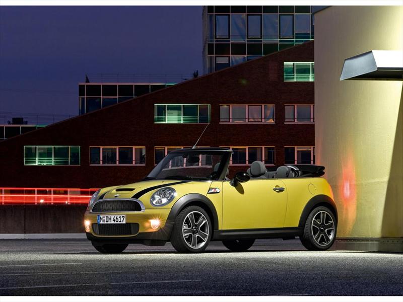 MINI Cabrio 2009