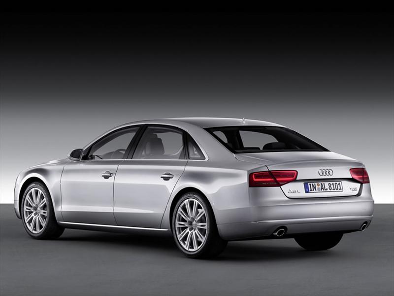 Audi A8 L 2011