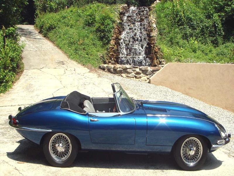 Jaguar XKE