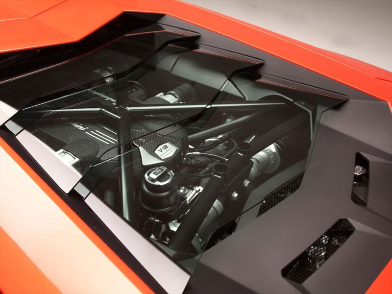 Lamborghini Aventador LP700-4