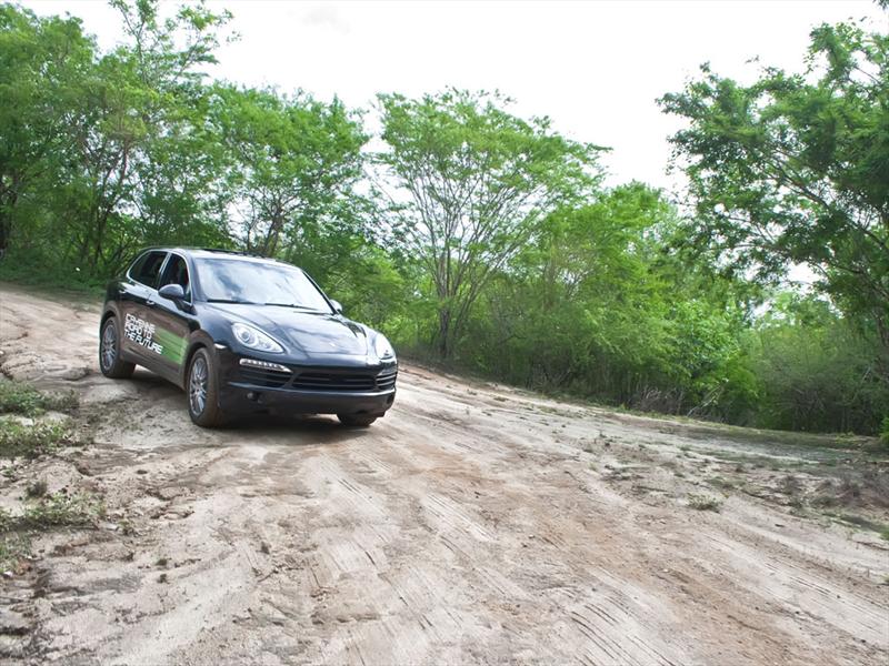 Porsche Cayenne 2011