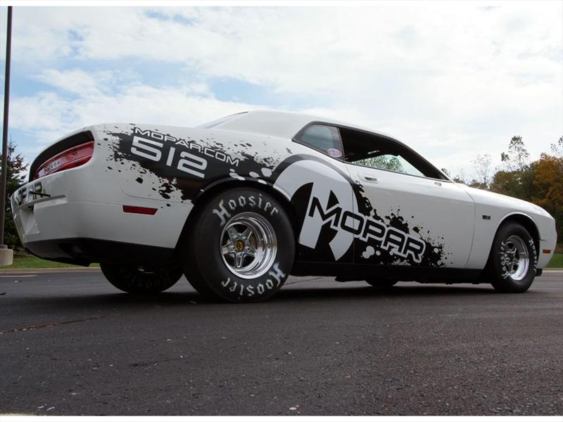 Dodge Challenger Drag Pak