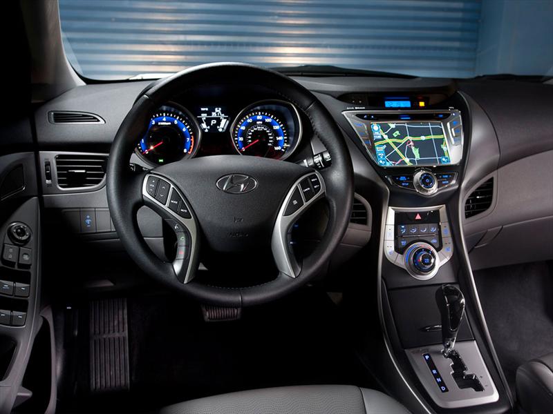 Hyundai Elantra 2011