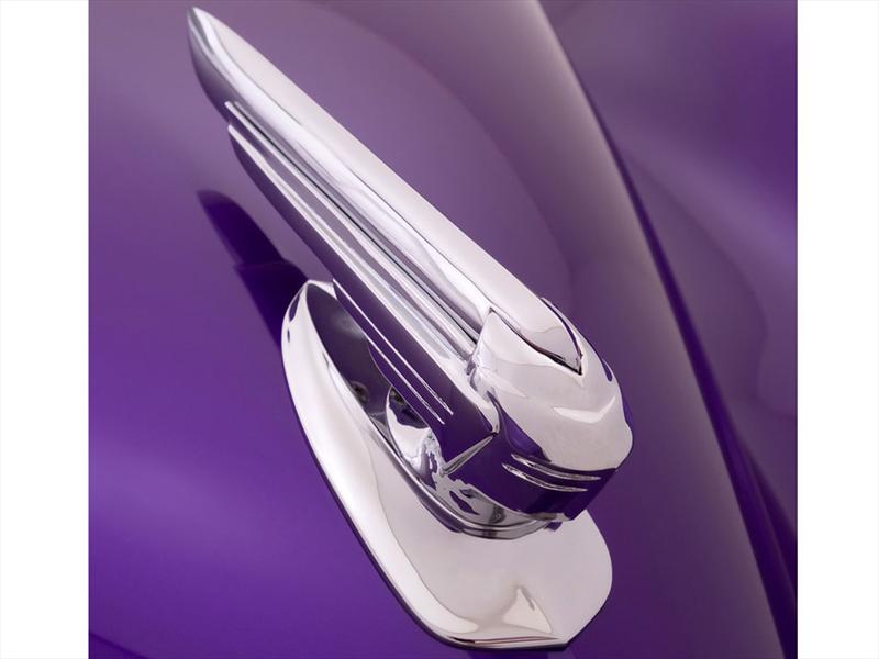 1939 Lincoln Sedan Deco Liner