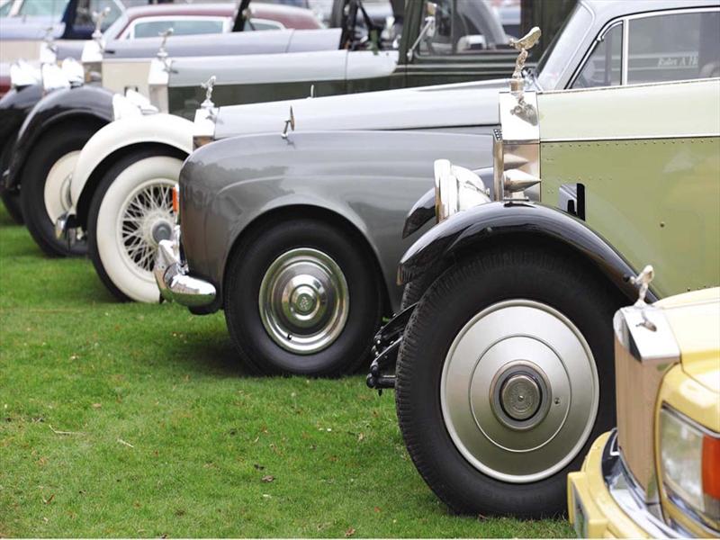 Desfile de Rolls Royce en Londres