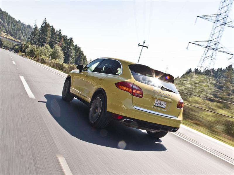 Porsche Cayenne S Hybrid 2011 prueba