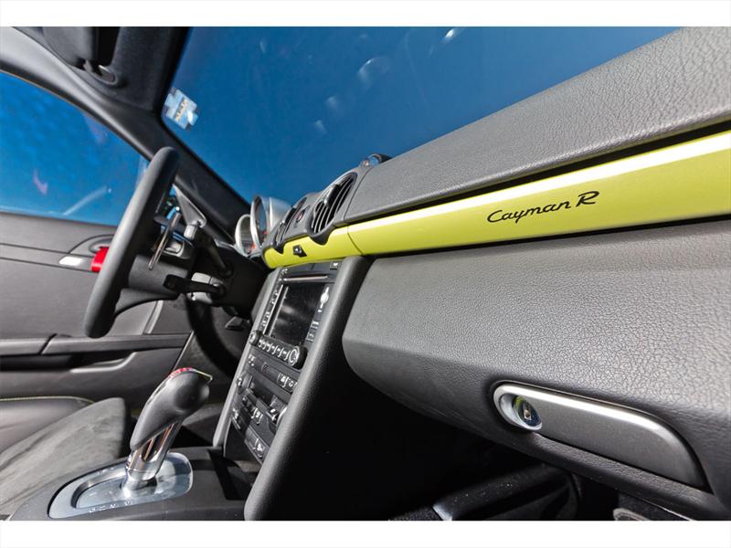 Porsche Cayman R prueba