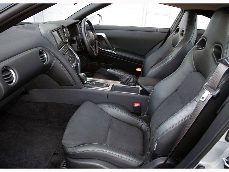 Nissan GT-R 2008