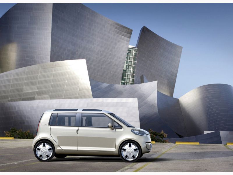 Volkswagen space up! blue