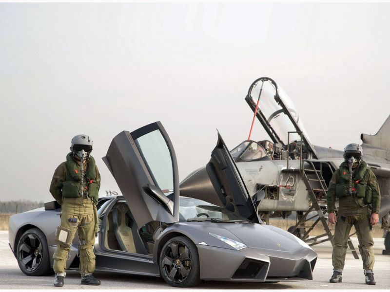 Lamborghini Reventón Vs Caza