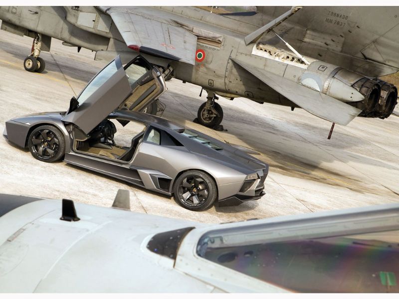 Lamborghini Reventón Vs Caza