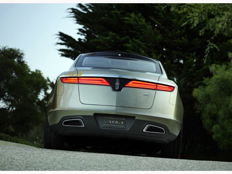 Lincoln MKT Concept