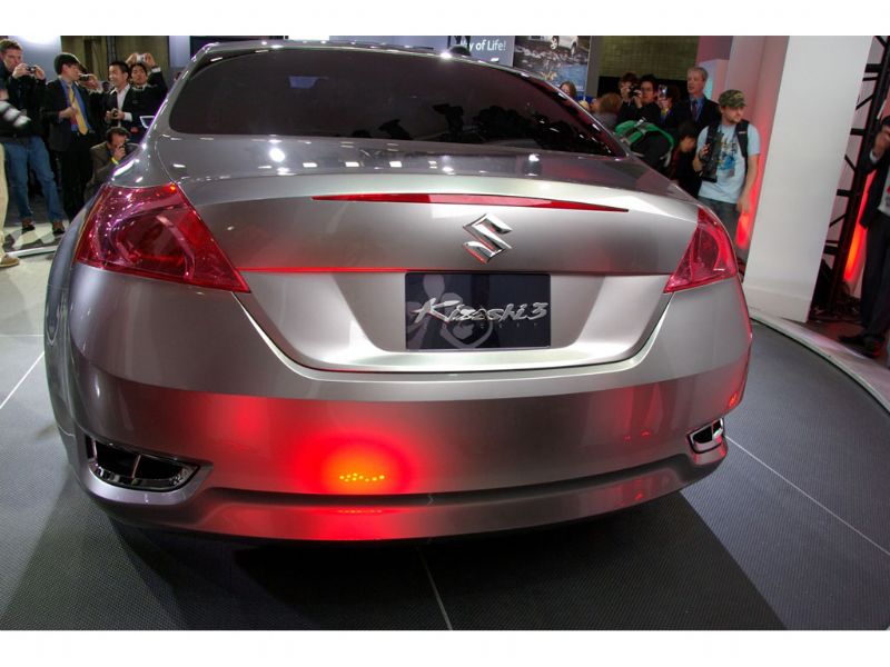 Suzuki Kizashi 3