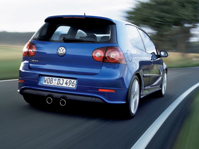Volkswagen Golf R32