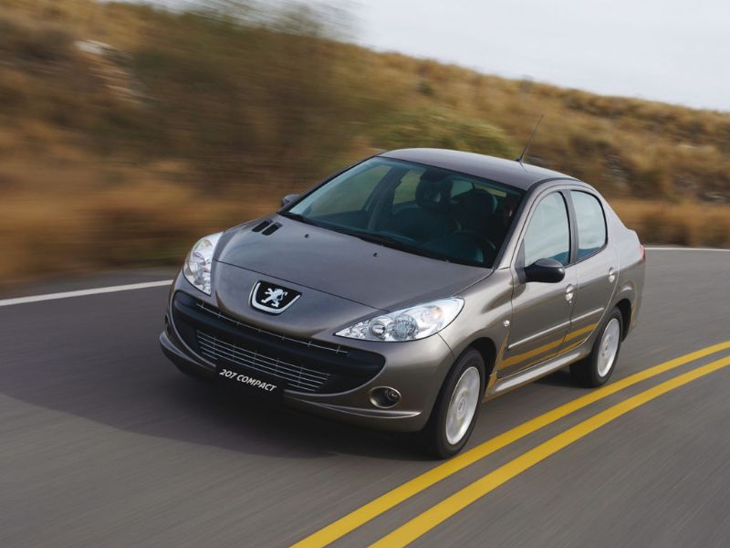 Peugeot 207 Compact Sedan