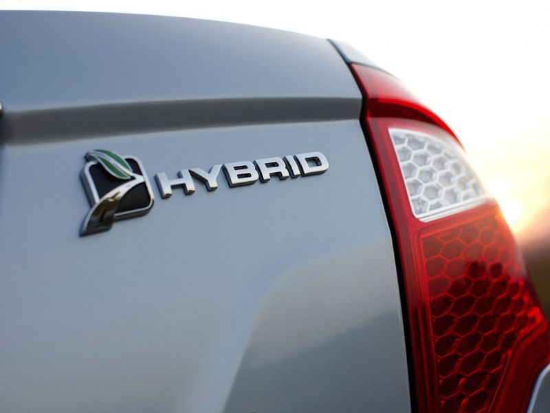 Ford Fusion Hybrid 2010 12