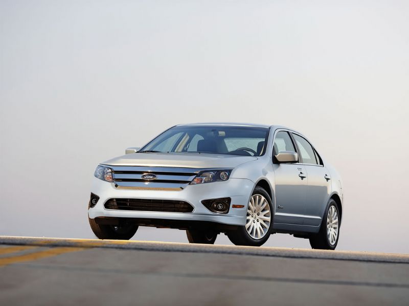 Ford Fusion Hybrid 2010 4
