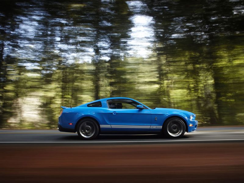 Ford Mustang Shelby GT500 2010