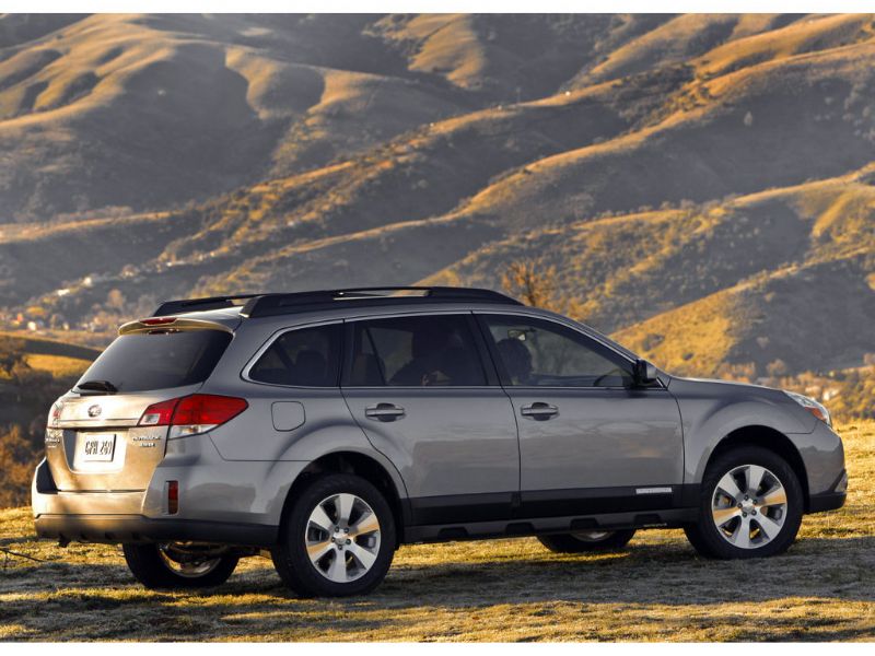 Subaru New Outback 2010