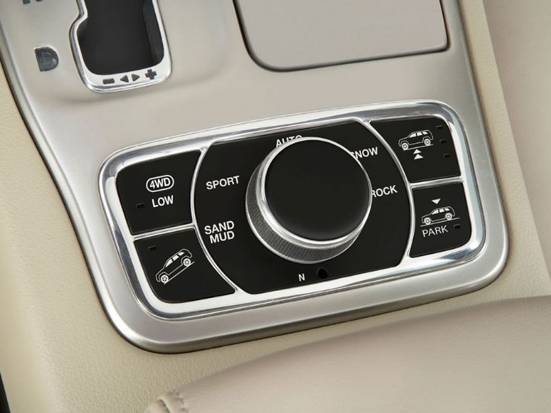 Jeep Grand Cherokee 2011 11