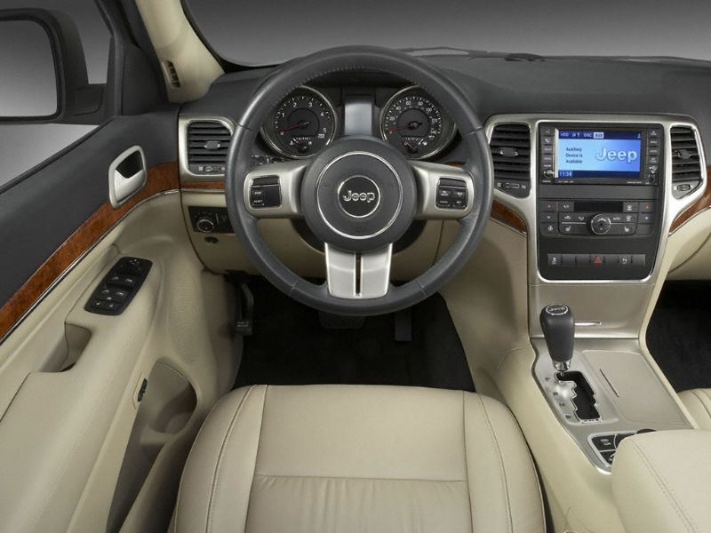 Jeep Grand Cherokee 2011 3