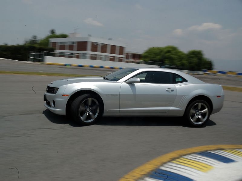 Chevrolet Camaro SS 2010 8