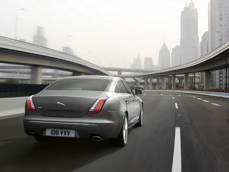 Jaguar XJ 2010