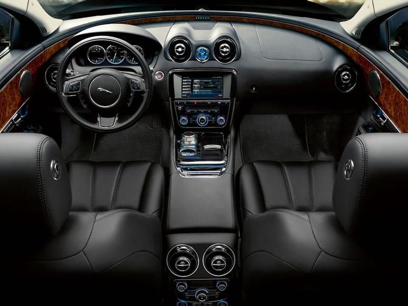 Jaguar XJ 2010