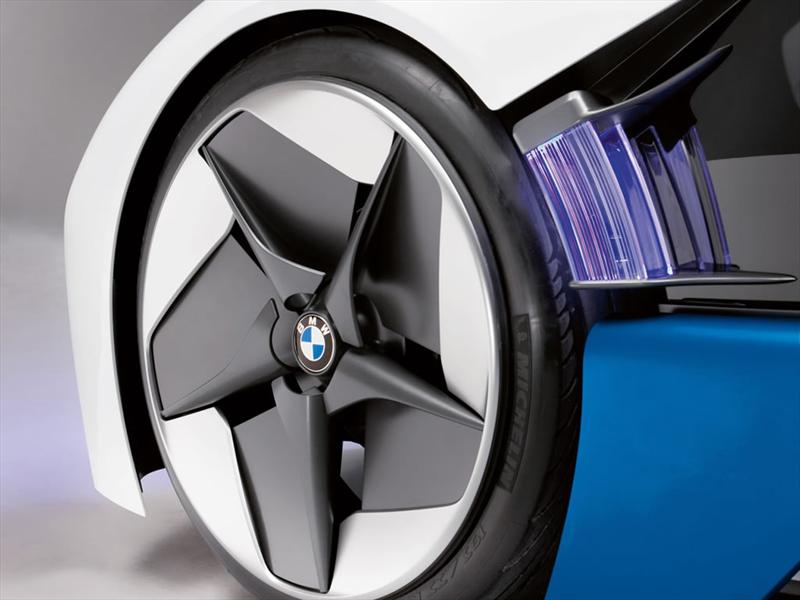 BMW Vision EfficientDynamics Concept