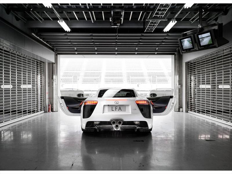 Lexus LFA