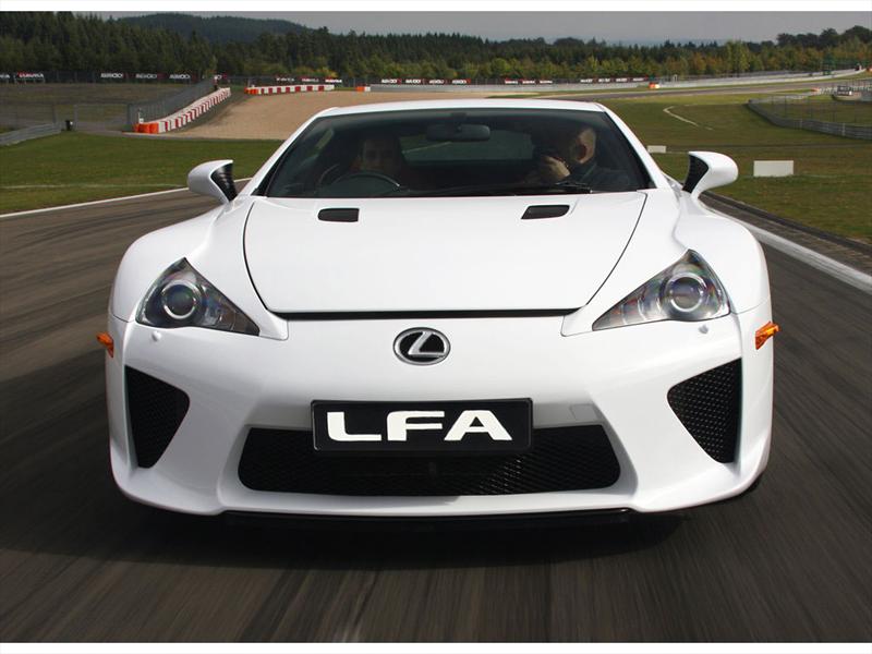 Lexus LFA