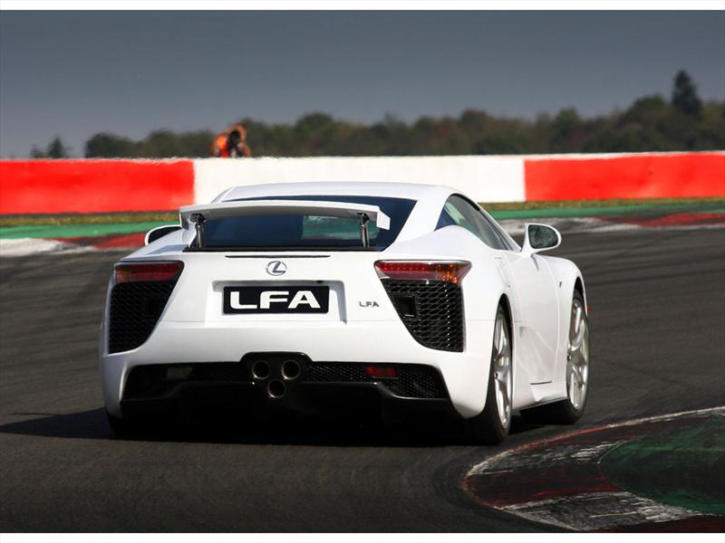 Lexus LFA