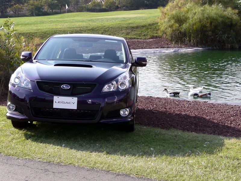 Subaru Legacy y Outback 2010