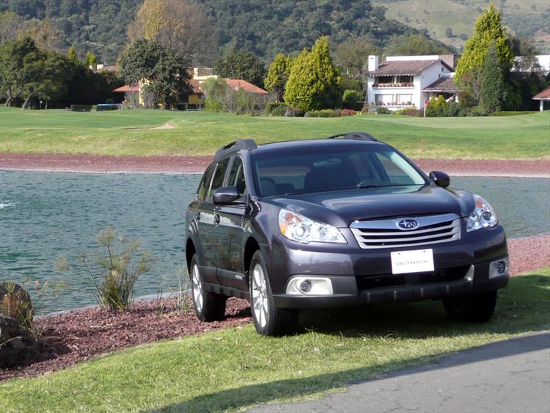 Subaru Legacy y Outback 2010