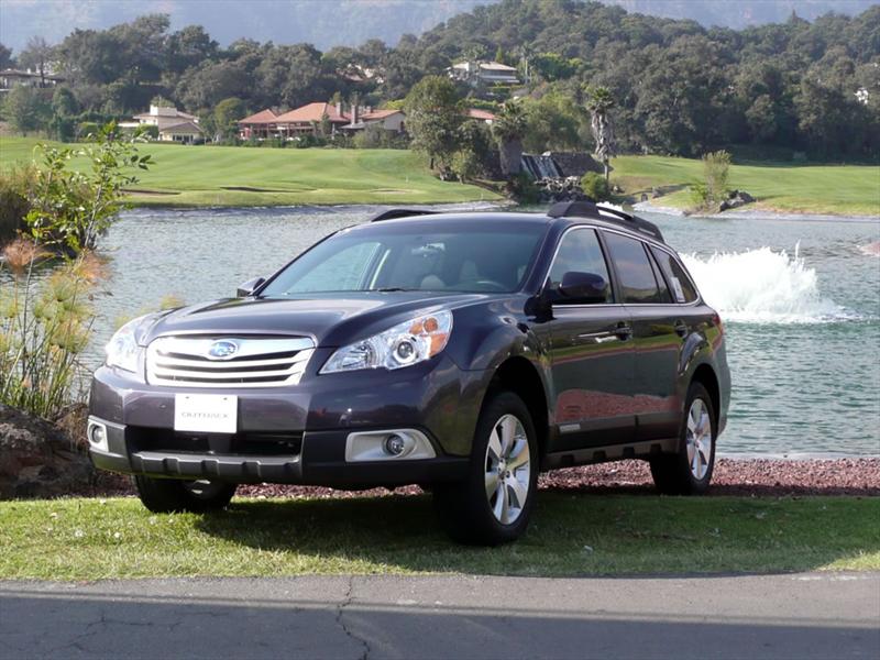 Subaru Legacy y Outback 2010