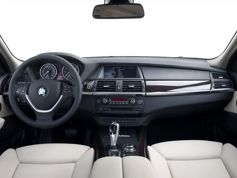 BMW X5 2011