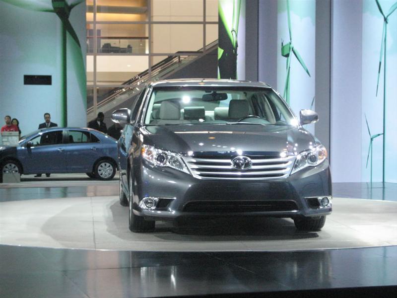 Toyota Avalon 2011 en Chicago 2010