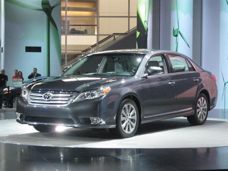 Toyota Avalon 2011 en Chicago 2010