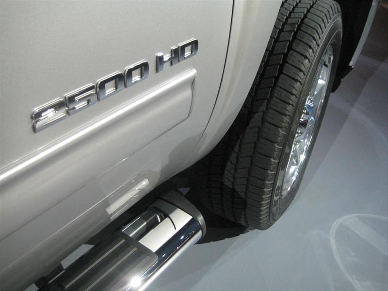 Chevrolet Silverado Heavy-Duty 2011